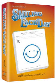 Smiling Each Day (Hardcover)