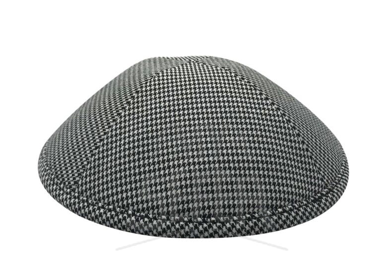 084 Mini Hounds tooth Kippa