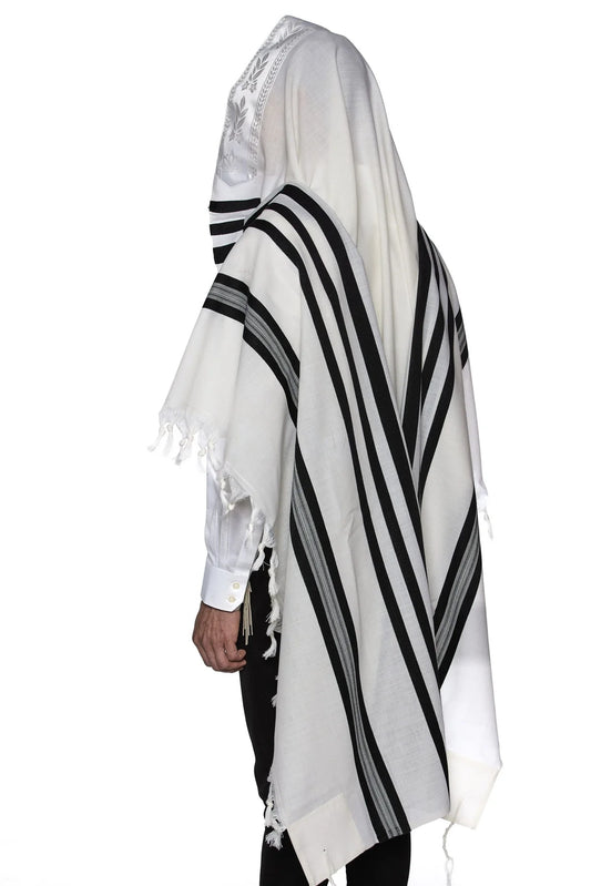 Mofet Wool Tallit - Modim/Clean Design Black Lines: Size 70